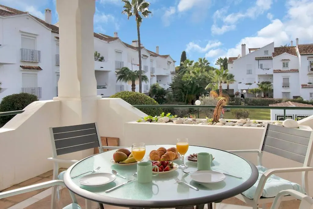 Apartamento En Complejo Con Piscina Climatizada - El Presidente 234 Estepona Apartment