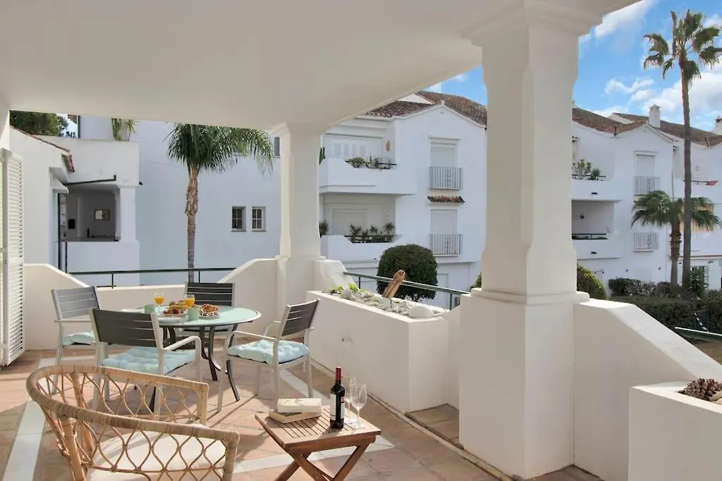Apartamento En Complejo Con Piscina Climatizada - El Presidente 234 Estepona Apartment