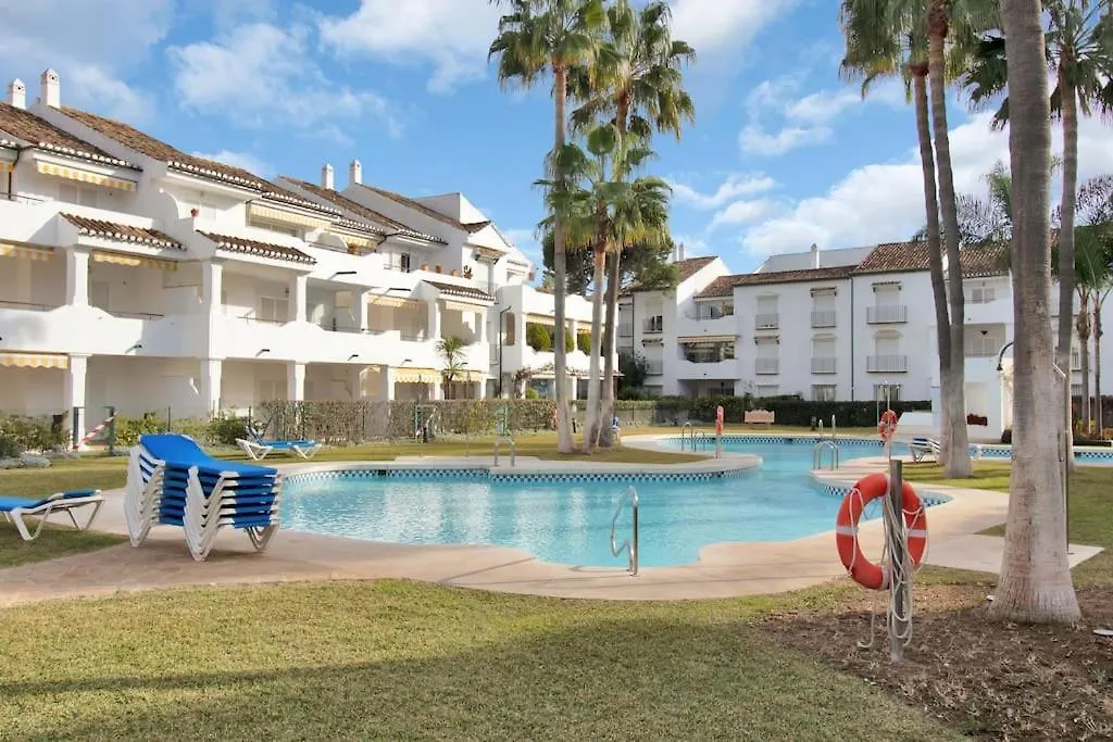 Apartamento En Complejo Con Piscina Climatizada - El Presidente 234 Estepona Apartment