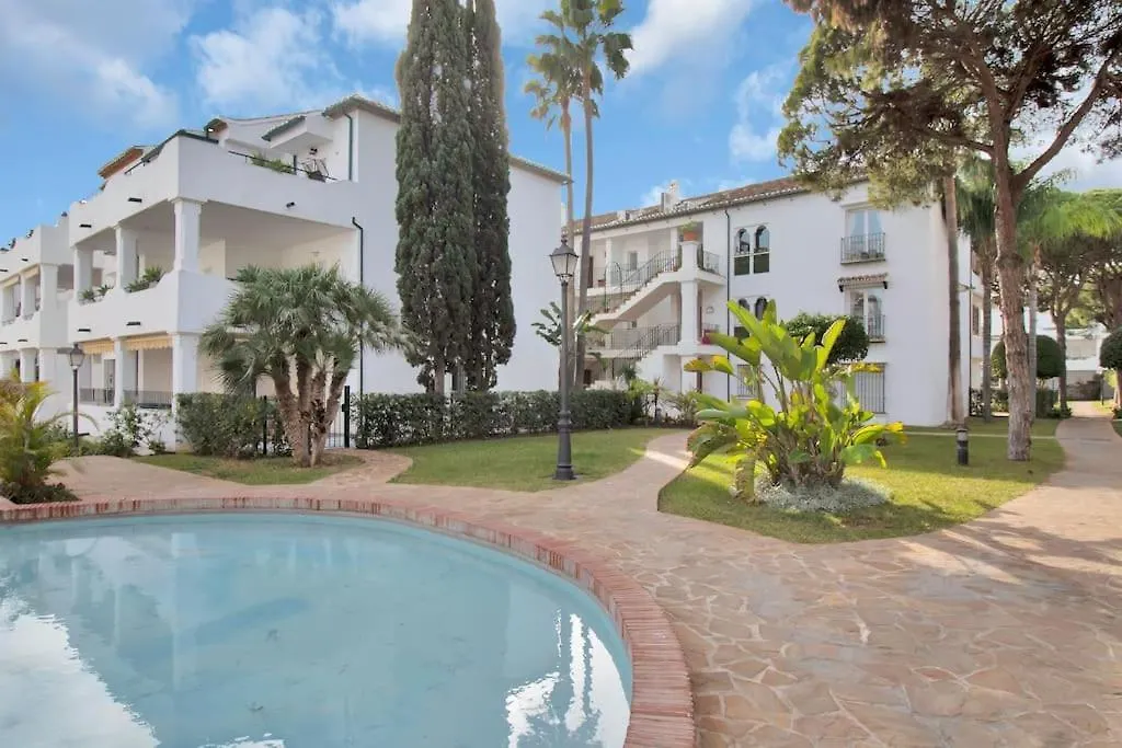 Apartamento En Complejo Con Piscina Climatizada - El Presidente 234 Estepona Spain